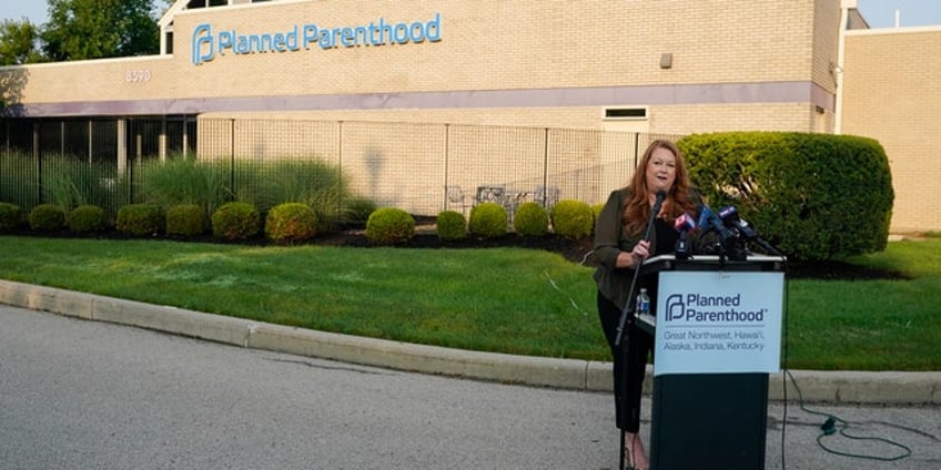 indiana planned parenthood clinics suspend abortions as new law takes effect