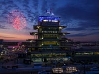Indianapolis 500 kicks off with sold-out grandstands and thunderous chants