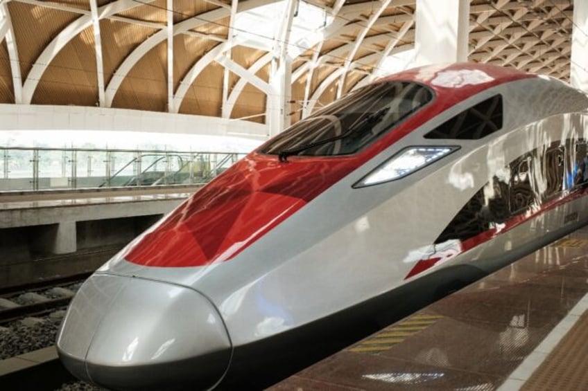 indonesia to launch china funded high speed rail first in se asia