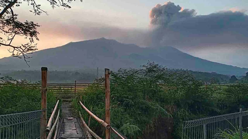 indonesias mount marapi volcano erupts killing at least 22 climbers