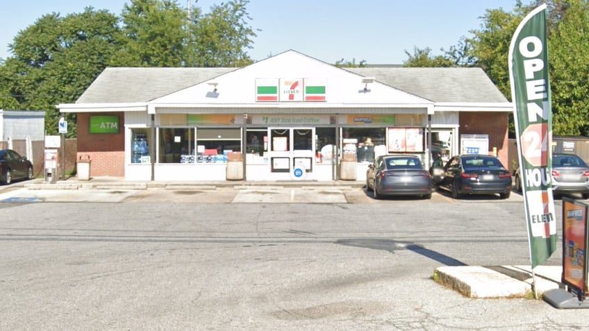 infant abducted outside delaware 7 eleven found alive at philadelphia liquor store