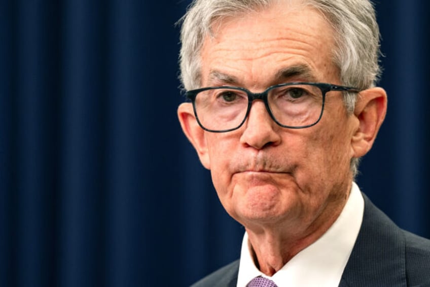 WASHINGTON, DC - NOVEMBER 07: Federal Reserve Board Federal Reserve Chairman Jerome Powe