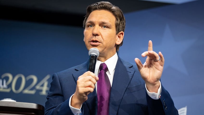 iowa conservatives praise desantis reboot amid campaign struggles