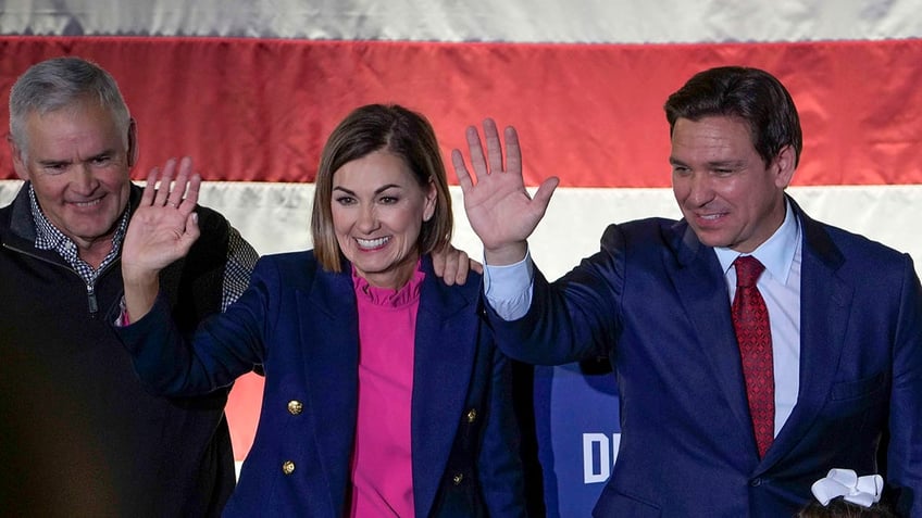 iowa gov kim reynolds endorses ron desantis for president says she doesnt think trump can win in 2024