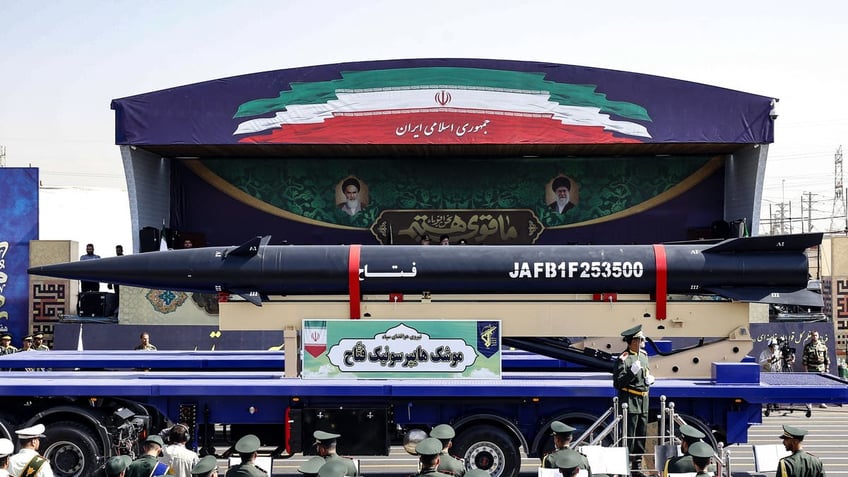 iran celebrates new hypersonic missile amid new threats by its proxies against us allies