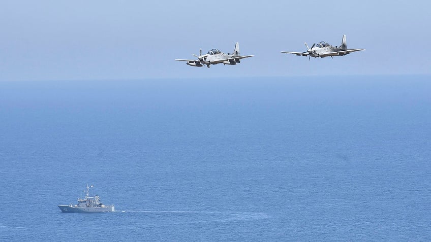 iran navy harasses us helicopter in international airspace over arabian gulf