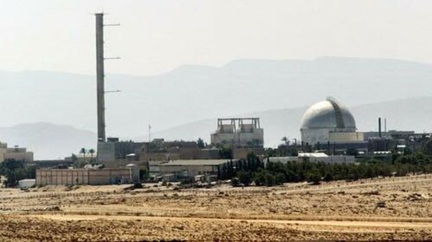 iran says it obtained trove of documents on israels secret nuclear arms