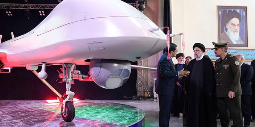 iran unveils armed drone resembling americas mq 9 reaper claims it could reach israel