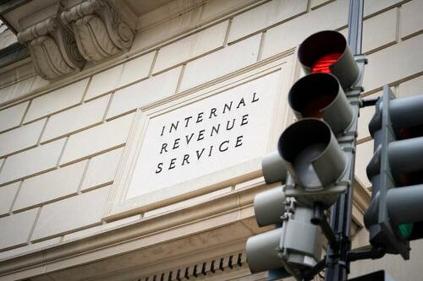 irs to retrieve potentially hundreds of millions of dollars from americans who failed to file tax returns