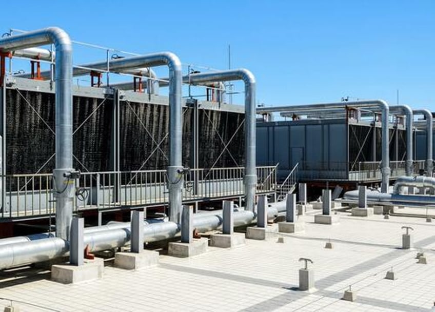 is there enough water to quench the thirst of ai super data centers