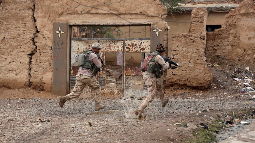 Iraqi Army soldiers