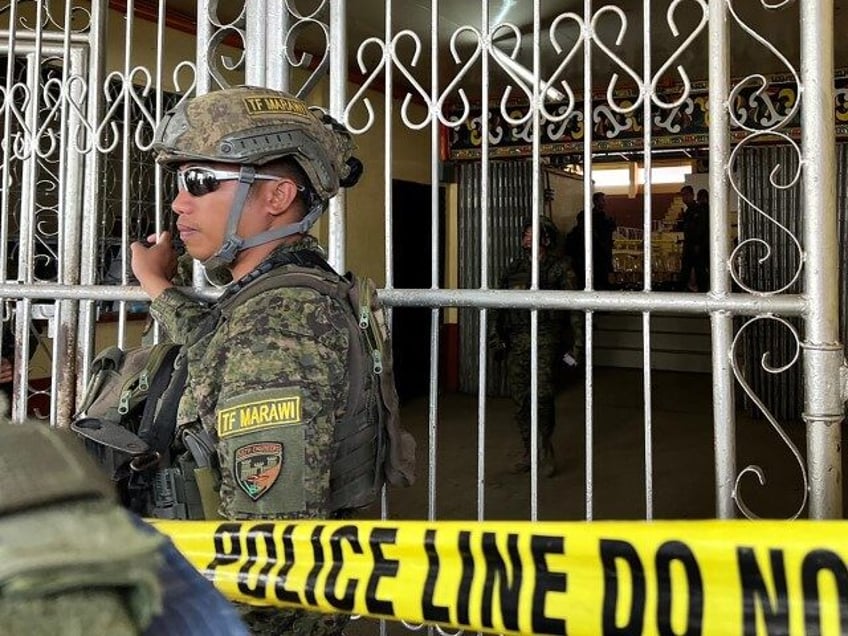 islamic state claims responsibility for deadly bombing of christians in philippines