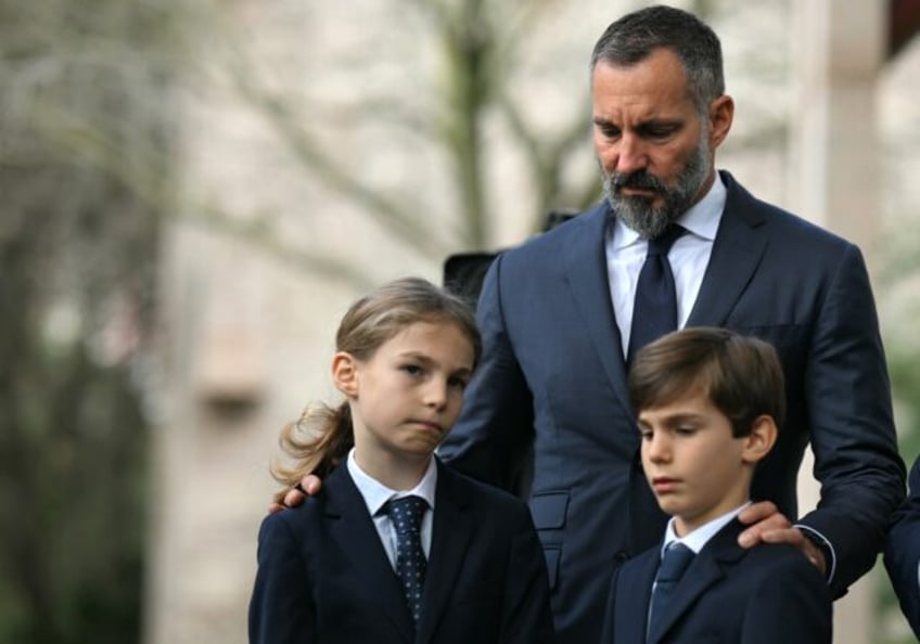 Prince Rahim Al-Hussaini Aga Khan V, with his sons Prince Irfan and Prince Sinan, attends