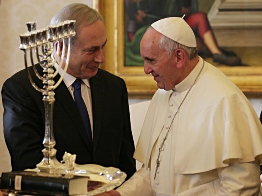 israel calls on pope francis to issue clear and unequivocal condemnation of hamas terror attack