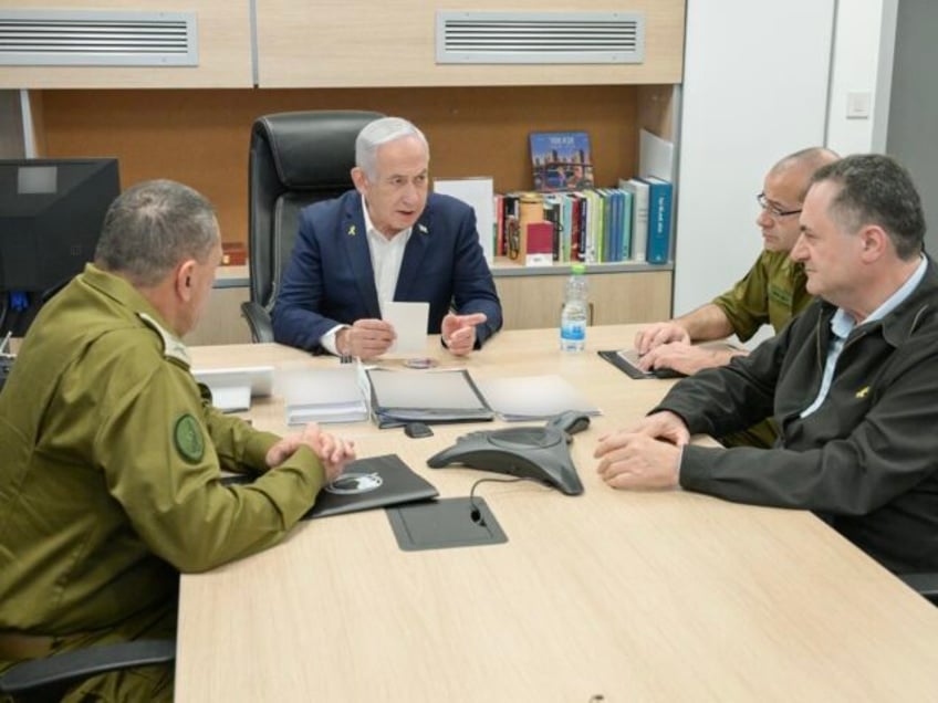 Benjamin Netanyahu (Ma'ayan Toaf / GPO)