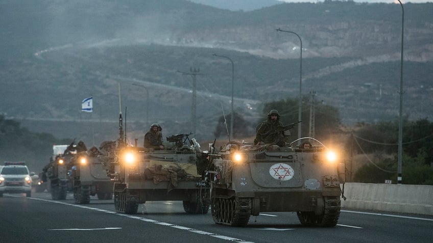 israel evacuating 28 communities near lebanon border