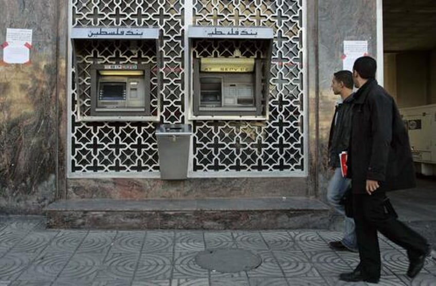 israel may cut off palestinian banks from global banking system next week