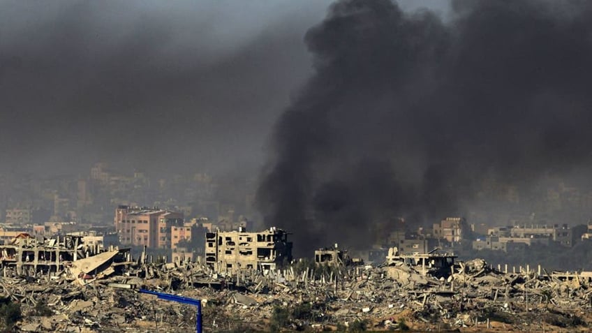 israel says hamas violating cease fire deal as detonations gunfire target idf troops