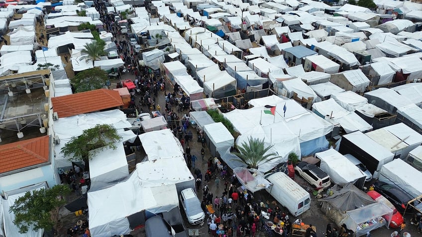 Tents and temporary homes in Gaza