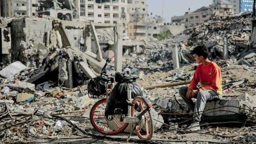 israel warns the war in gaza to last through end of 2024