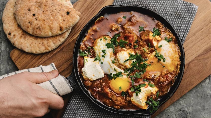 Avi Shemtov shakshuka