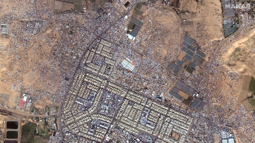 Tents near Rafah, Gaza