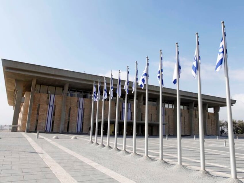 israeli knesset resumes session after taking shelter during hamas rocket fire