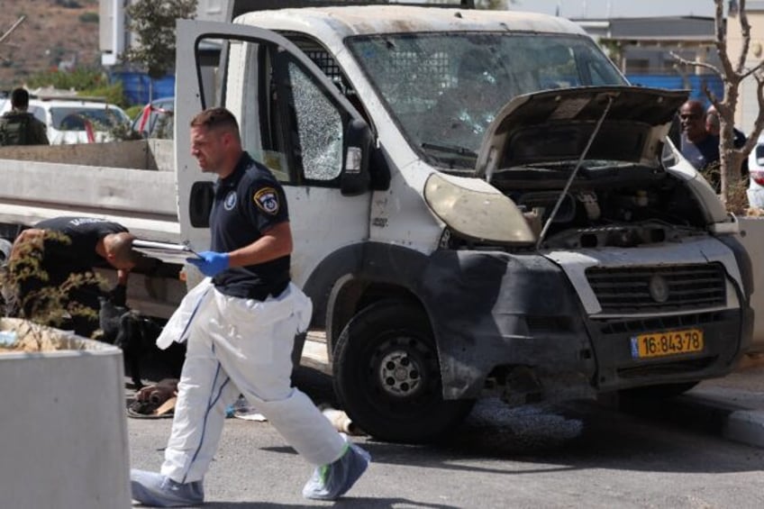 israeli soldier palestinian attacker killed in west bank truck ramming