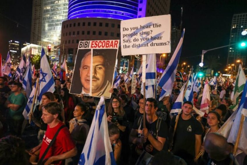 israelis take to streets again to protest judicial overhaul