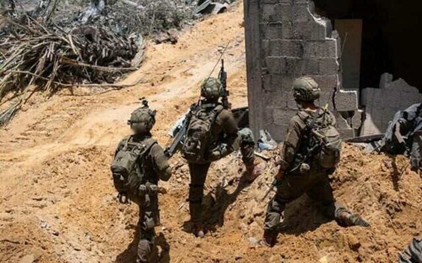 israels army still taking on mass casualties after 640 days of war in gaza