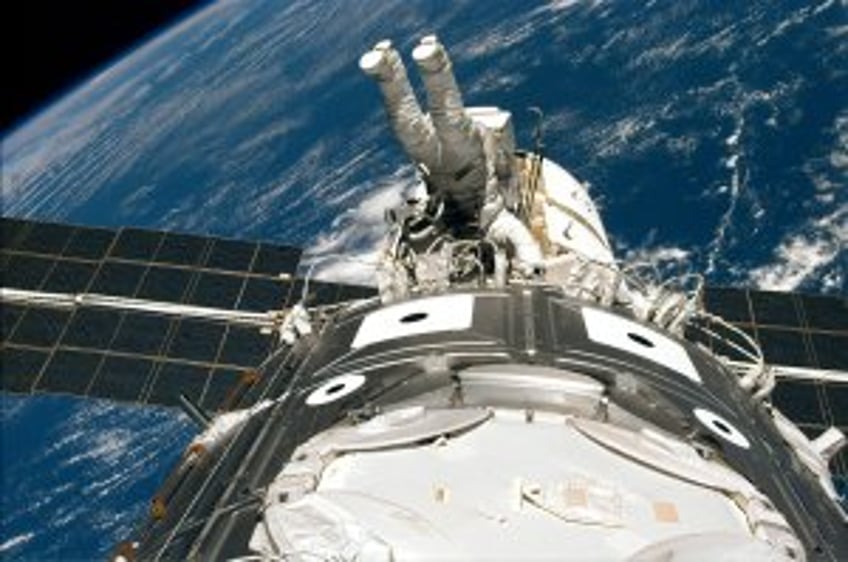 ISS update: Crew-11 enters quarantine three weeks before launch