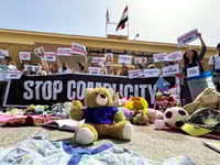 Italian MPs protest at Egypt’s Gaza border against war