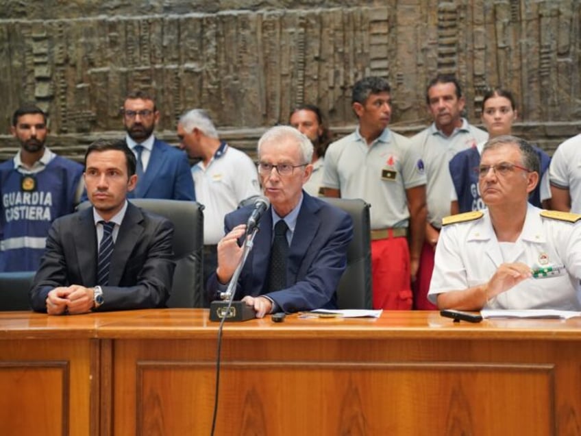 (Left to right) Prosecutor Raffaele Cammarano, Chief prosecutor Ambrogio Cartosio and mari