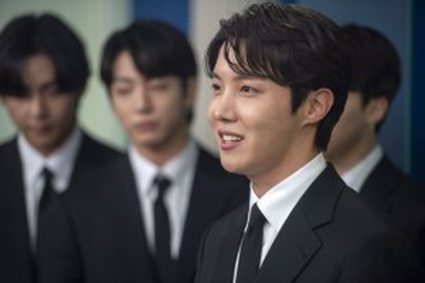 J-Hope's 'Hope on the Stage' in Japan' to screen in theaters