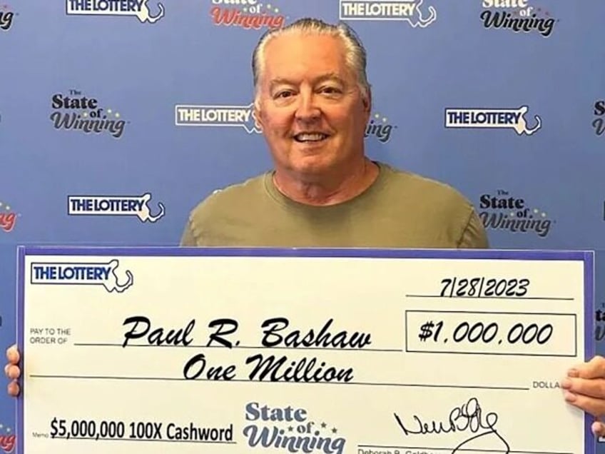 jackpot massachusetts trucker wins 1m lottery days after telling boss he is retiring