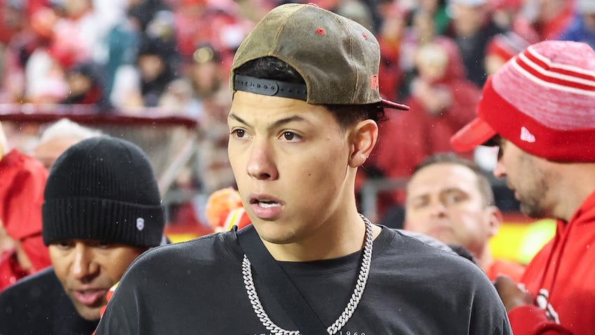 Jackson Mahomes at Chiefs game