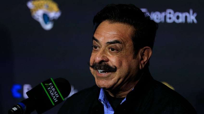 Shad Khan meets with media