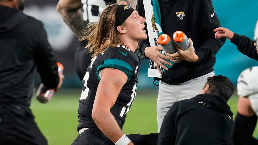 jaguars trevor lawrence thankful ankle injury isnt more severe makes limited return to practice