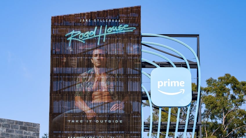 Billboard of Jake Gyllenhaal's film Road House