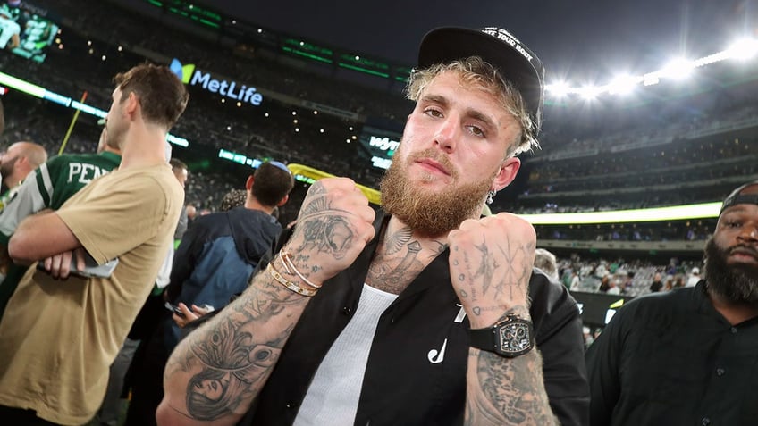 Jake Paul at Jets game