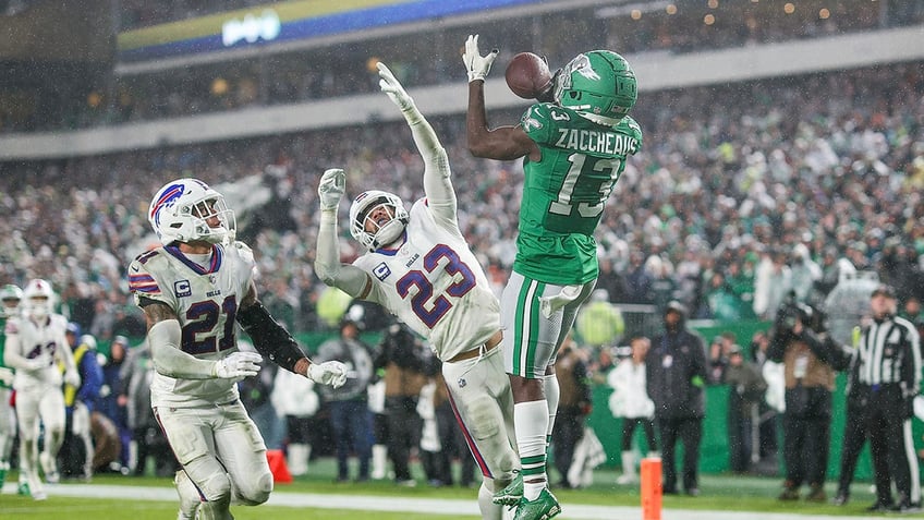 jalen hurts leads eagles to thrilling overtime win over bills at home