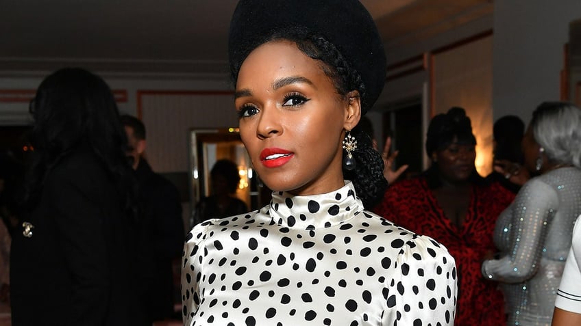 A photo depicting Janelle Monáe 