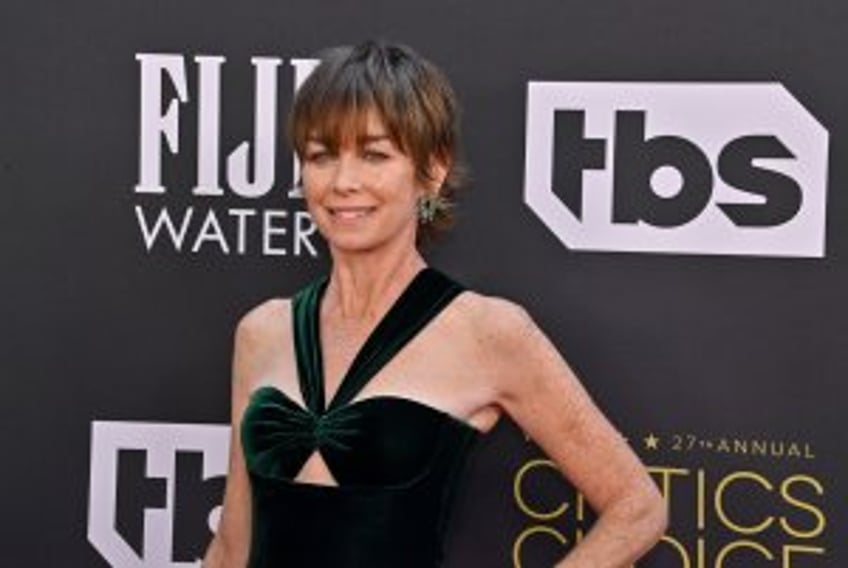 'Janet Planet' trailer: Julianne Nicholson stars in Annie Baker's directorial debut