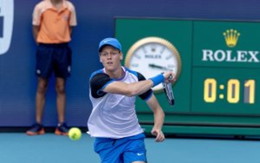 Jannik Sinner sweeps Daniil Medvedev out of Miami Open, reaches final