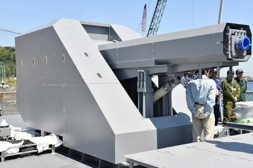 Instead of using gunpowder to shoot an artillery shell, railgun technology uses electromag