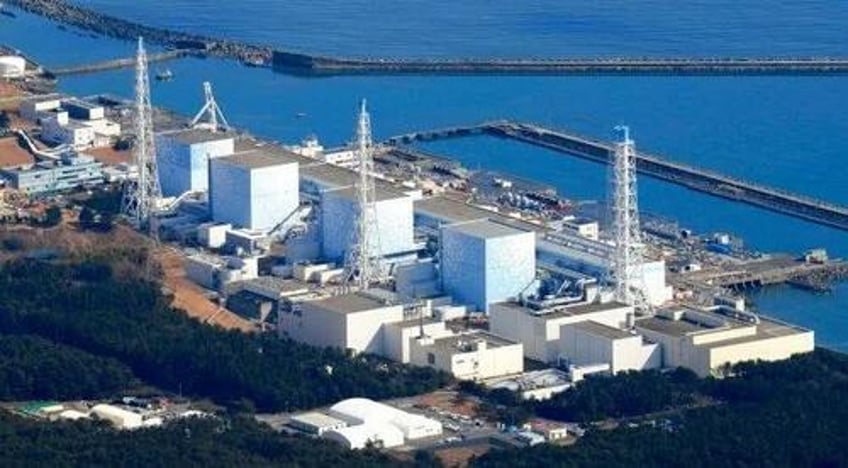 japan to restart worlds largest nuclear power plant