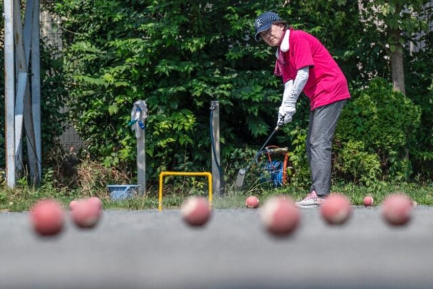 japans elderly gateball players unbeaten by the heat