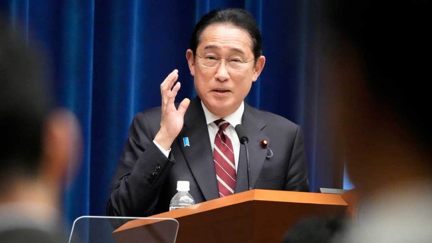 japanese prime minister north korea kim, jong un