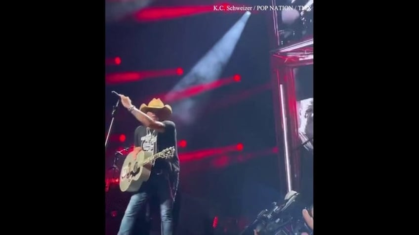 jason aldean recovering after abrupt concert exit due to heat exhaustion it was pretty intense