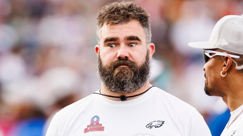 Jason Kelce at the Pro Bowl